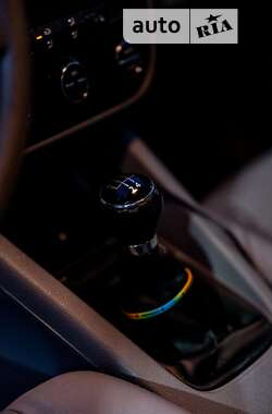 Хэтчбек Volkswagen Golf 2004 в Львове