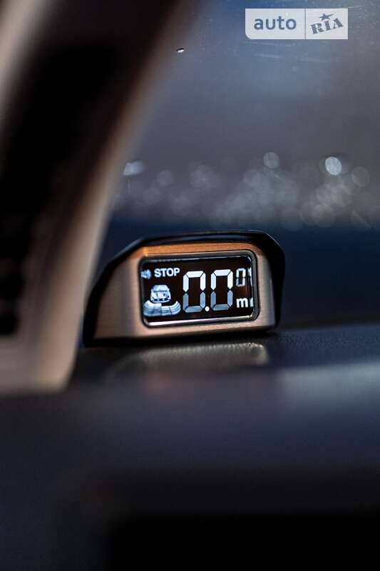 Хэтчбек Volkswagen Golf 2004 в Львове