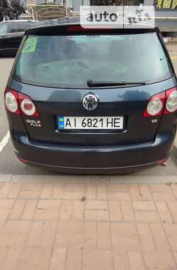 Хэтчбек Volkswagen Golf 2007 в Вишневом