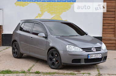 Хэтчбек Volkswagen Golf 2005 в Сумах