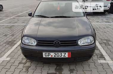 Хэтчбек Volkswagen Golf 2001 в Черкассах