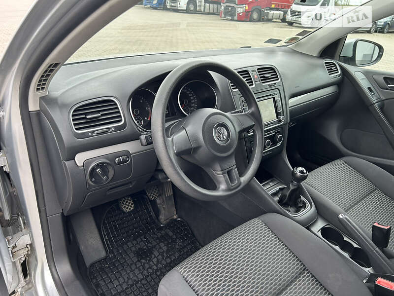 Хетчбек Volkswagen Golf 2011 в Вінниці