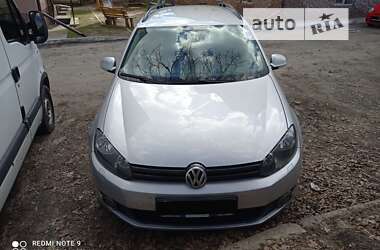 Универсал Volkswagen Golf 2011 в Ирпене