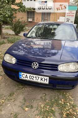 Хэтчбек Volkswagen Golf 1999 в Умани