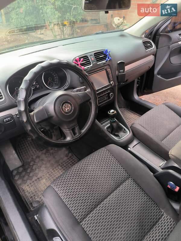 Универсал Volkswagen Golf 2011 в Полтаве