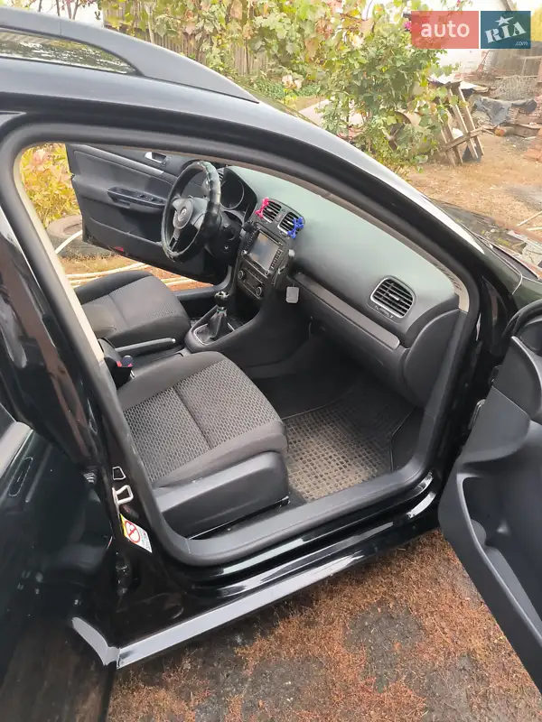 Volkswagen Golf 2011 VIN WVWZZZ1KZBM705042 фото оголошення 32 з 73