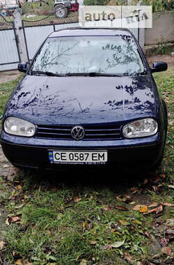 Хэтчбек Volkswagen Golf 2001 в Черновцах