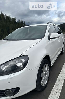 Универсал Volkswagen Golf 2010 в Ивано-Франковске