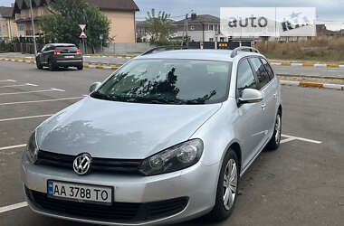 Универсал Volkswagen Golf 2011 в Киеве