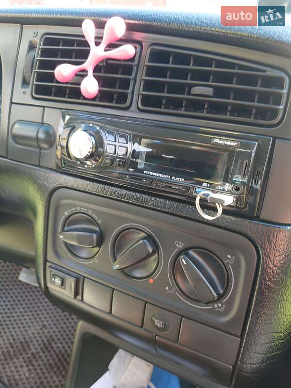 Хетчбек Volkswagen Golf 1992 в Чорткові фото 13 Хетчбек Volkswagen Golf 1992 в Чорткові