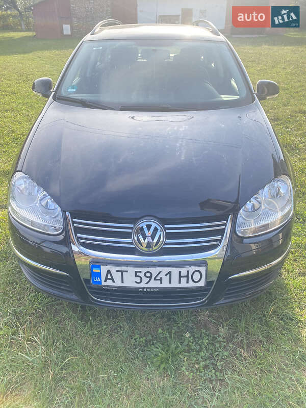 Універсал Volkswagen Golf 2008 в Івано-Франківську