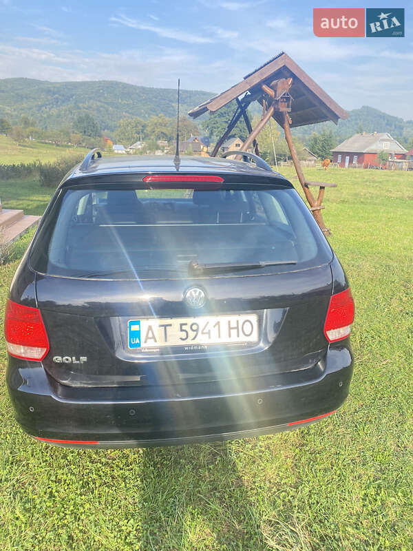 Універсал Volkswagen Golf 2008 в Івано-Франківську