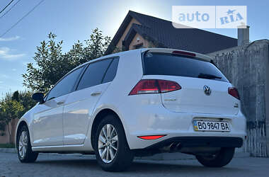 Хетчбек Volkswagen Golf 2013 в Львові