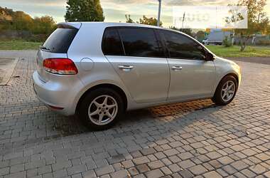 Хетчбек Volkswagen Golf 2009 в Ужгороді