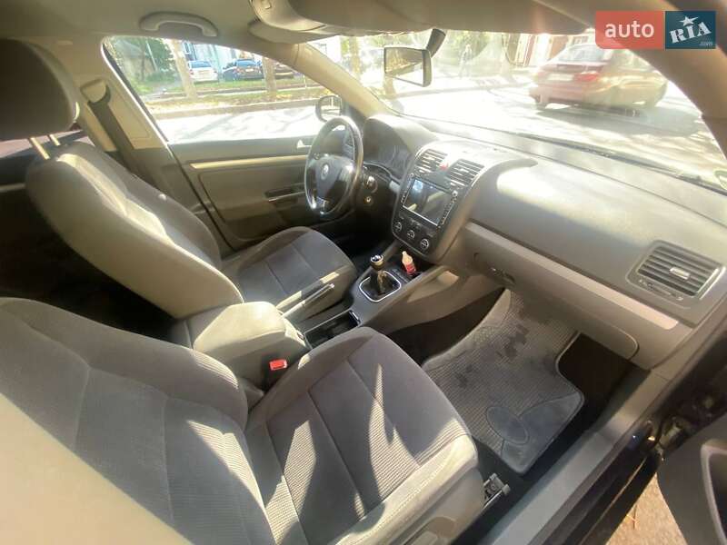 Универсал Volkswagen Golf 2007 в Житомире
