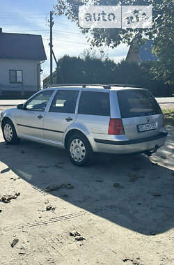 Универсал Volkswagen Golf 2001 в Львове