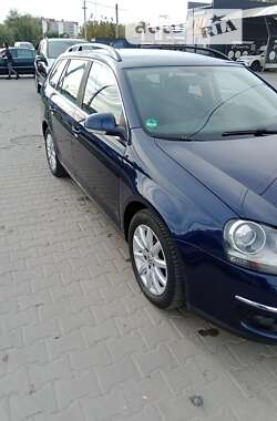 Універсал Volkswagen Golf 2007 в Чернівцях