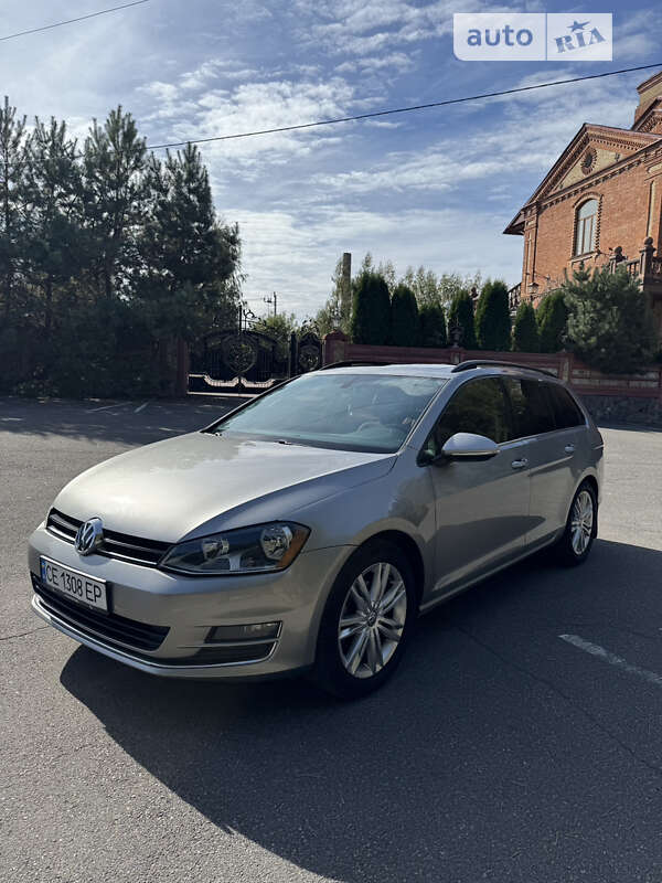 Универсал Volkswagen Golf 2015 в Виннице