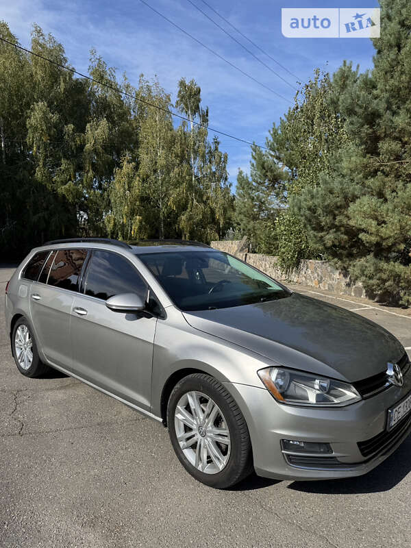 Универсал Volkswagen Golf 2015 в Виннице