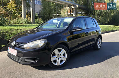 Хэтчбек Volkswagen Golf 2009 в Луцке