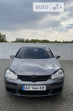 Хэтчбек Volkswagen Golf 2005 в Лозовой