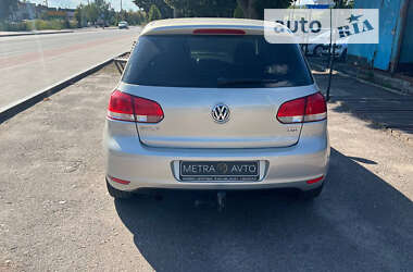 Хэтчбек Volkswagen Golf 2009 в Чернигове