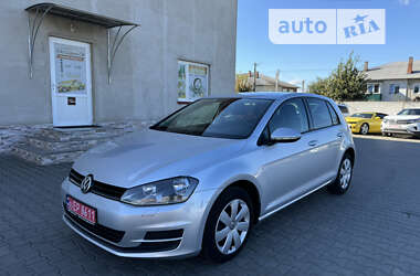 Хэтчбек Volkswagen Golf 2013 в Луцке