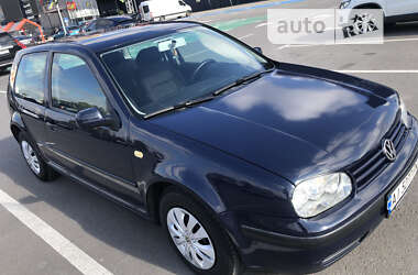 Хетчбек Volkswagen Golf 1999 в Києві