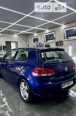 Хетчбек Volkswagen Golf 2010 в Запоріжжі