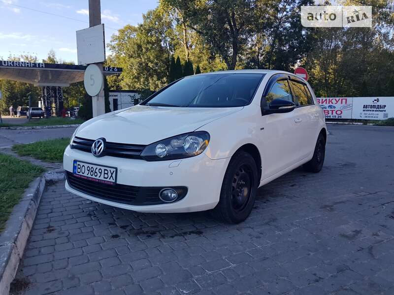 Хэтчбек Volkswagen Golf 2012 в Бережанах