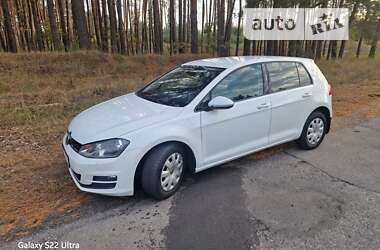 Хэтчбек Volkswagen Golf 2012 в Черкассах