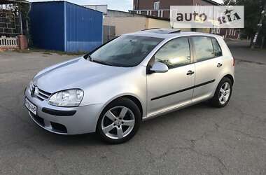 Хэтчбек Volkswagen Golf 2005 в Корсуне-Шевченковском