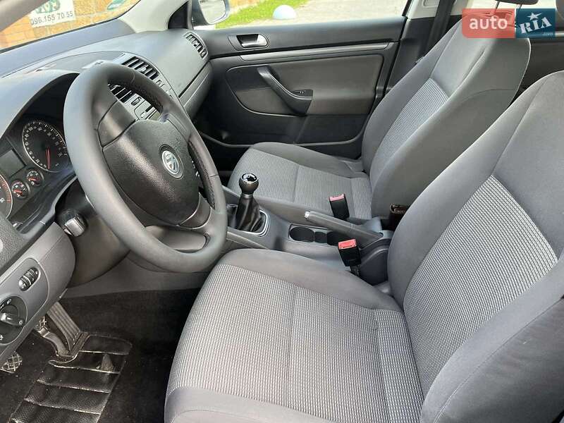 Універсал Volkswagen Golf 2007 в Володимирі