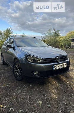 Універсал Volkswagen Golf 2011 в Чернівцях