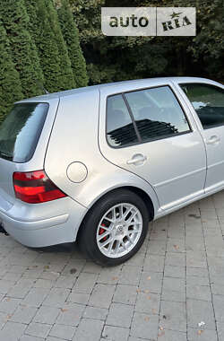 Хэтчбек Volkswagen Golf 2000 в Львове