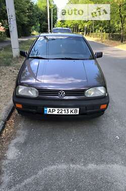 Хэтчбек Volkswagen Golf 1993 в Запорожье