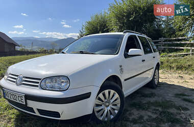 Універсал Volkswagen Golf 2001 в Рахові