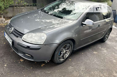 Хетчбек Volkswagen Golf 2004 в Львові