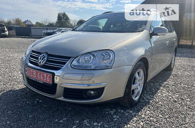 Універсал Volkswagen Golf 2009 в Яворові