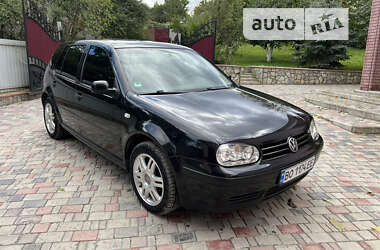 Хетчбек Volkswagen Golf 2003 в Борщеві