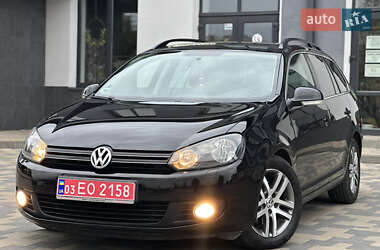 Універсал Volkswagen Golf 2010 в Володимирі