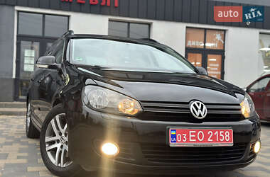 Універсал Volkswagen Golf 2010 в Володимирі