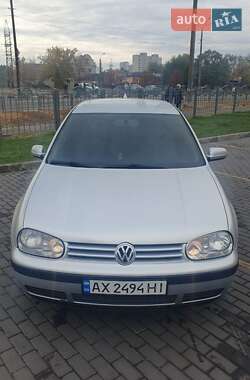 Хетчбек Volkswagen Golf 2002 в Харкові