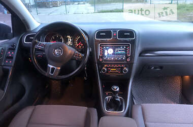 Хэтчбек Volkswagen Golf 2009 в Виннице