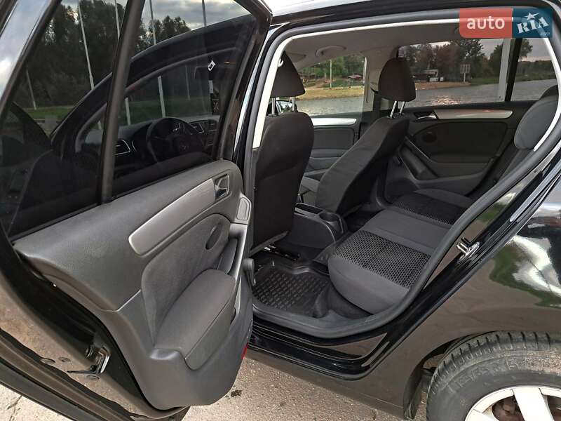 Хэтчбек Volkswagen Golf 2011 в Балте