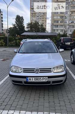 Универсал Volkswagen Golf 2005 в Ирпене