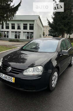 Хетчбек Volkswagen Golf 2005 в Вінниці