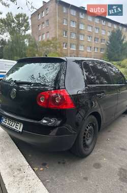 Хэтчбек Volkswagen Golf 2006 в Киеве