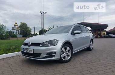 Универсал Volkswagen Golf 2013 в Иршаве