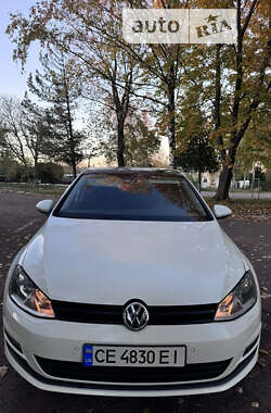 Хэтчбек Volkswagen Golf 2014 в Черновцах